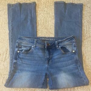 American Eagle women’s jeans